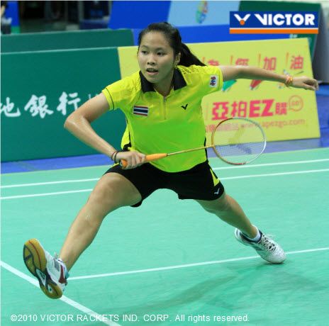15 year old VICTOR player Inthanon Ratchanok from Thailand won the woman’s gold, her first win in a major adult international badminton competition.