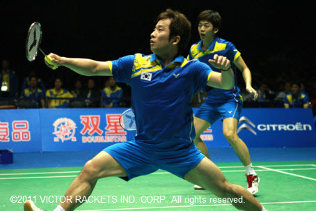 Lee Yong Dae/Jung Jae-sung (front) have defeated China’s “legendary pair” five times in succession.
